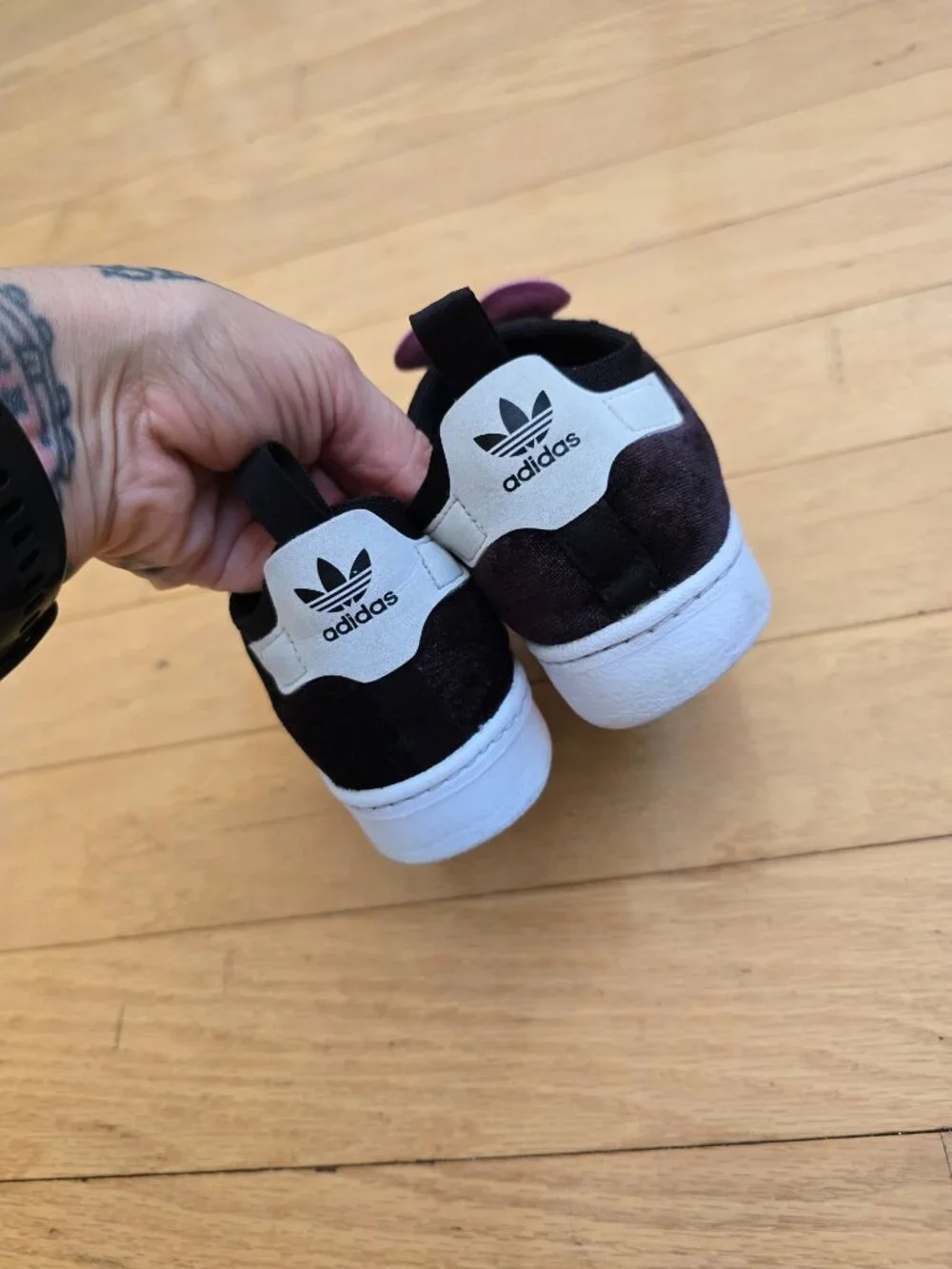 adidas | Superstar 360 Black Shock Pink Suede Heart Sneakers | KIDS 1